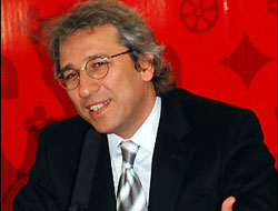 Dündar, Baykal'a bir şey diyecek ama!