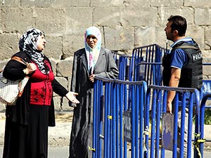 Sur’dan çıkış var, giriş yasak