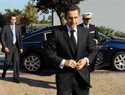 Sarkozy: "Afganistan'a tek asker bile göndermeyiz"