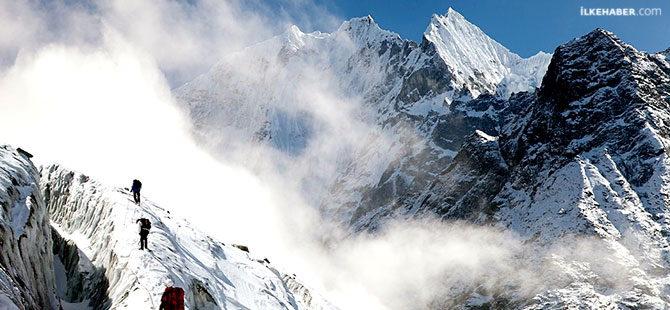 Everest'te bu sezon ölenlerin sayısı 11'e yükseldi