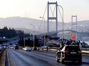 Boğaziçi Köprüsü kısmen trafiğe açıldı