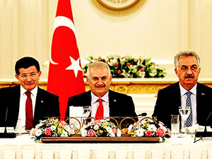 Başbakan Yıldırım AK Parti’li eski bakanlarla buluştu