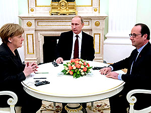 Merkel, Hollande ve Putin Suriye'yi görüştü