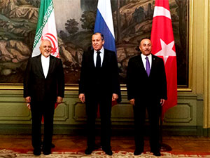 Çavuşoğlu, Lavrov ve Zarif Suriye'yi görüştü