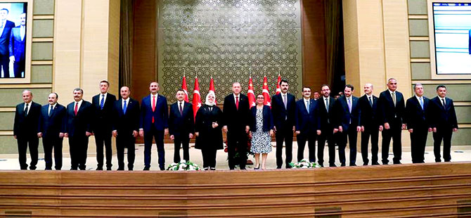 Erdoğan yeni kabinesini açıkladı