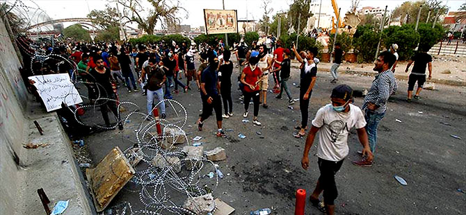 Basra'da sokağa çıkma yasağı ilan edildi