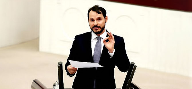 Bakan Albayrak: Dolarla uğraşmıyoruz, istesek düşürürüz