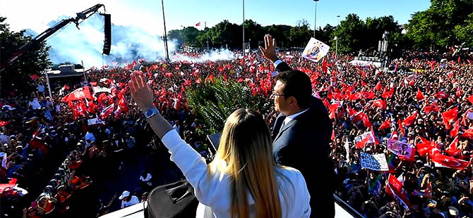 İmamoğlu İstanbul Belediye Başkanlığı görevini devraldı