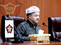 Barzani, Anti-terör birliklerini ziyaret etti