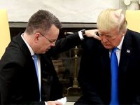 Trump, Brunson'ı Beyaz Saray'da ağırladı